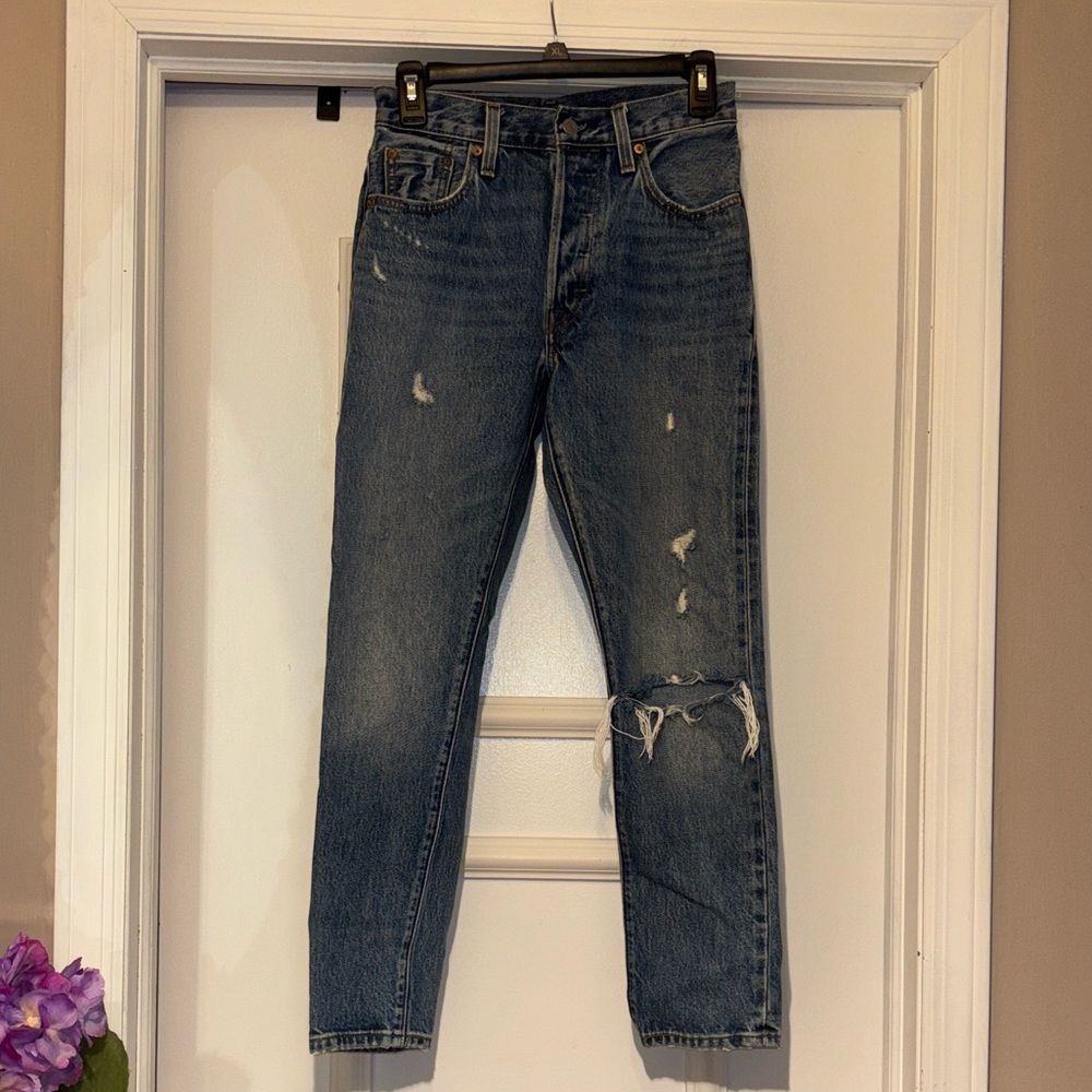 Levi's 501 Distressed High-Rise Slim Jeans - Size 25
